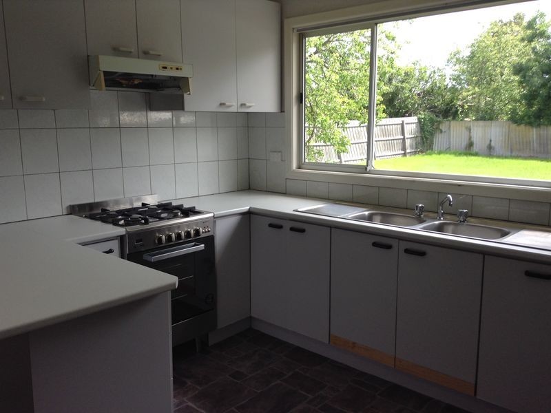 19 Stockdale Avenue, Clayton VIC 3168