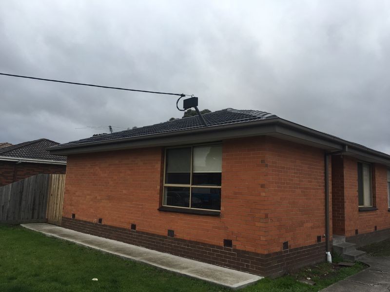 1/4 Moore Avenue, Clayton South VIC 3169