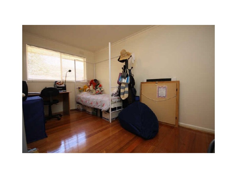 3/11 Burns Avenue, Clayton South VIC 3169