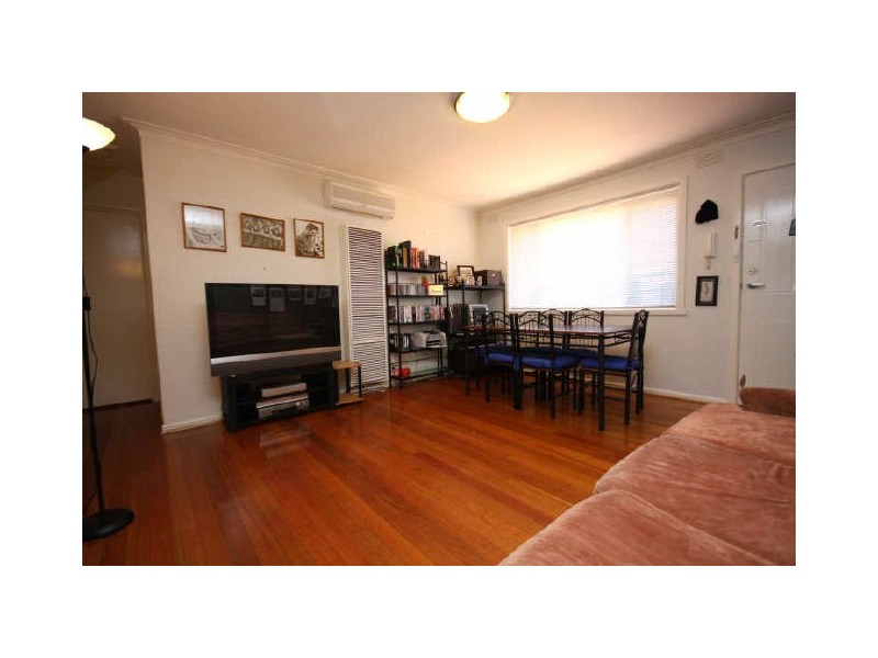 3/11 Burns Avenue, Clayton South VIC 3169