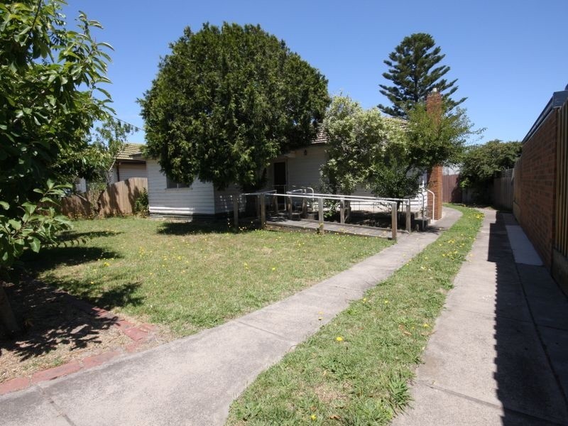 16 Byron Street, Clayton South VIC 3169