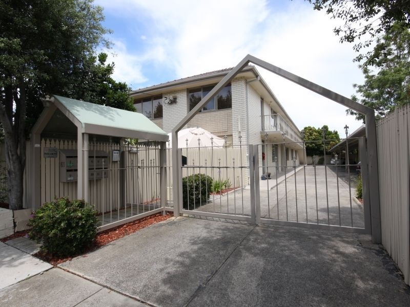 11/61 Eskdale Road, Caulfield North VIC 3161