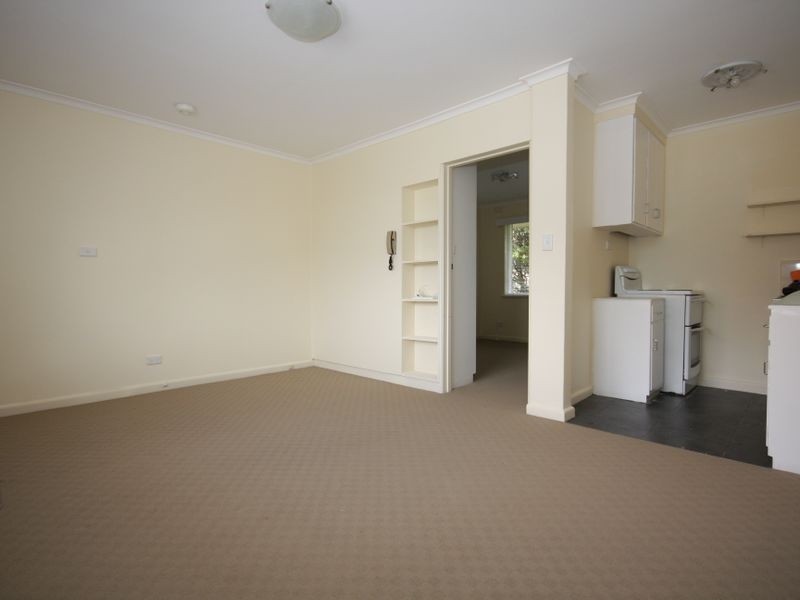 11/61 Eskdale Road, Caulfield North VIC 3161