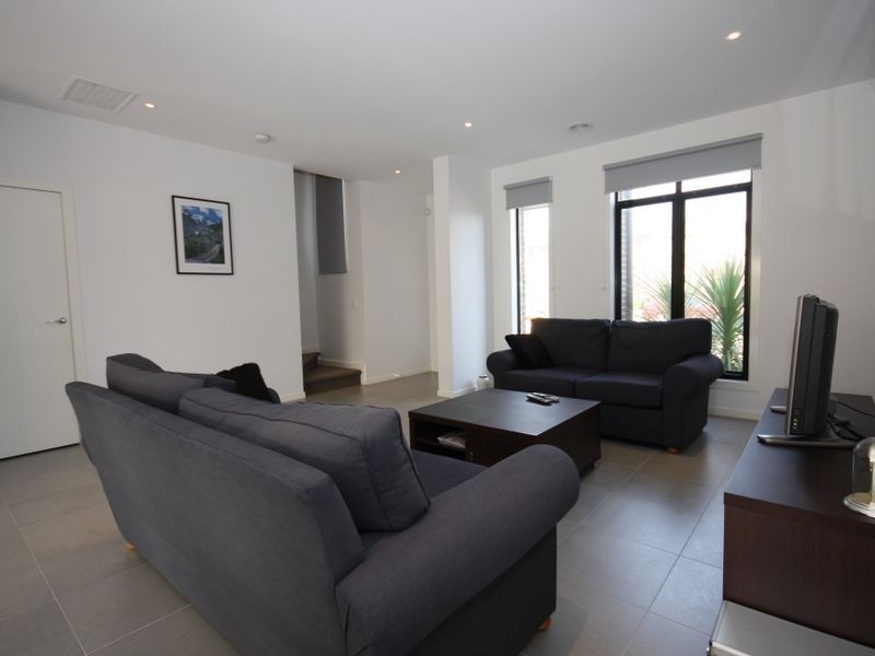 12 Evergreen Boulevard, Clayton South VIC 3169