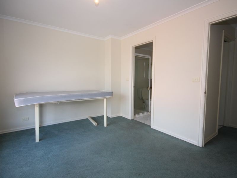 4/128 Kanooka Grove, Clayton VIC 3168