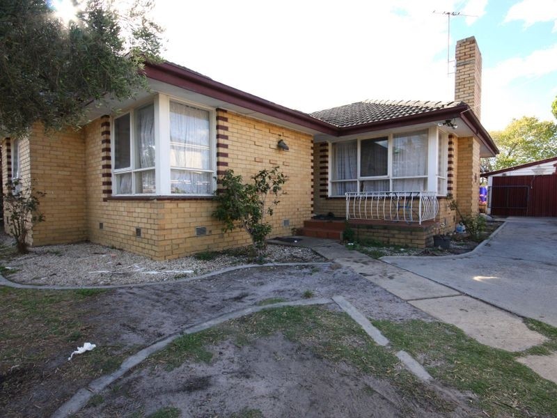 11 Rosebank Avenue, Clayton South VIC 3169