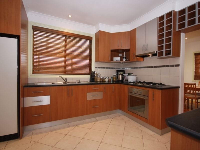 15 Alward Avenue, Clayton South VIC 3169