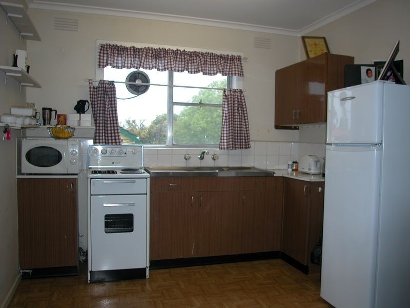 1/1 Iona Street, Clayton VIC 3168