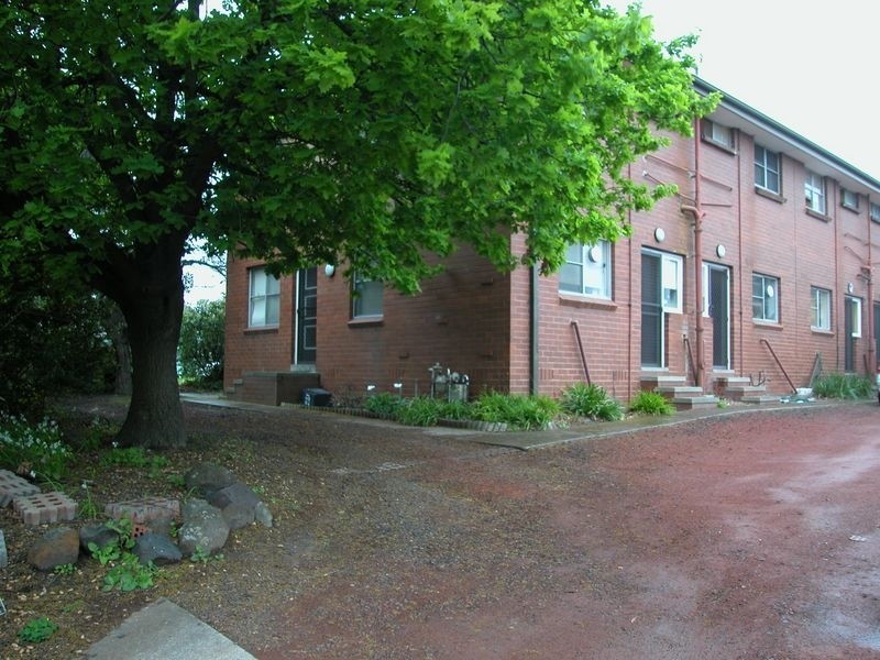 1/1 Iona Street, Clayton VIC 3168