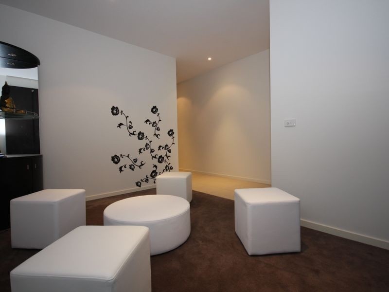 25 Autumn Terrace, Clayton South VIC 3169