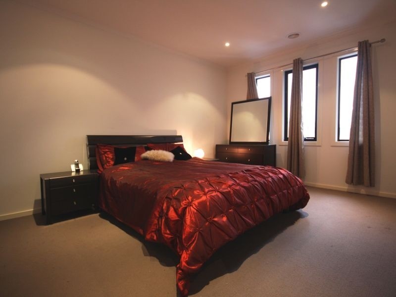 25 Autumn Terrace, Clayton South VIC 3169