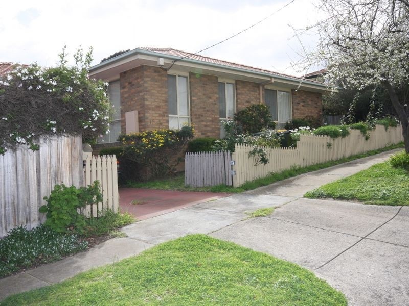 11 Harcourt Avenue, Mulgrave VIC 3170