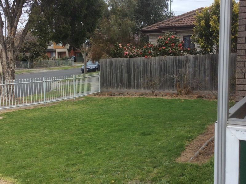 1 Dorothy Court, Clayton South VIC 3169