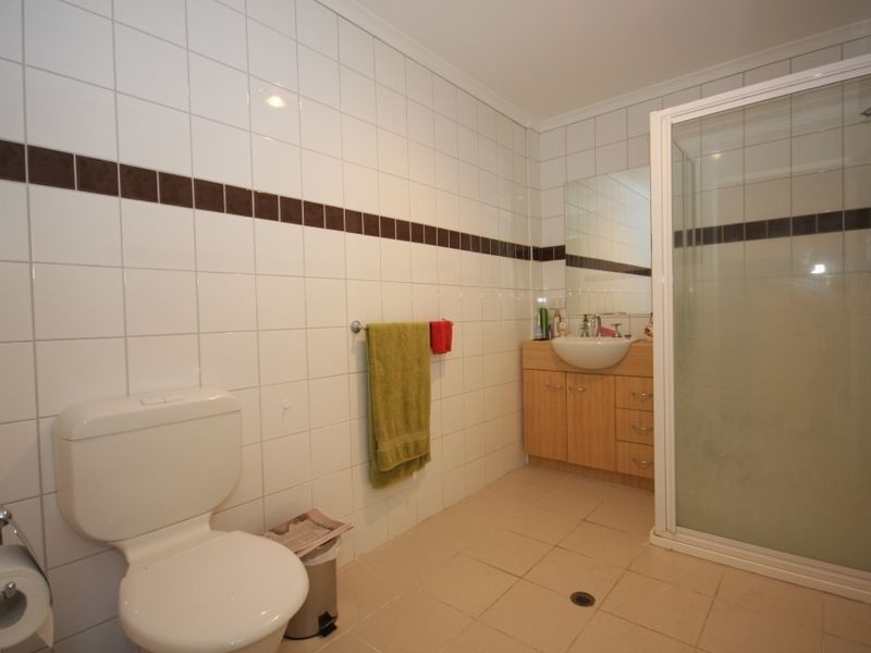 9/3 Rusden Place, Notting Hill VIC 3168