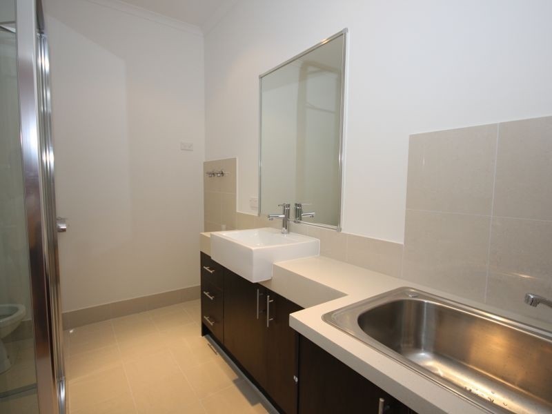 15/28 Burton Avenue, Clayton VIC 3168