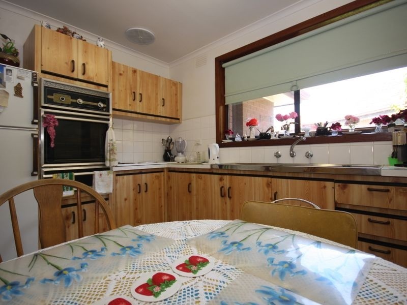 3/6 Burton Avenue, Clayton VIC 3168