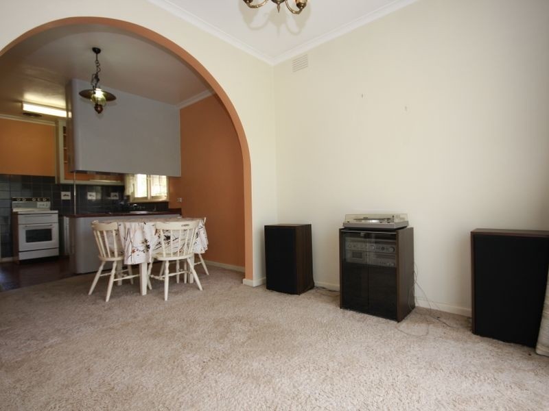 1244 Centre Road, Clayton South VIC 3169