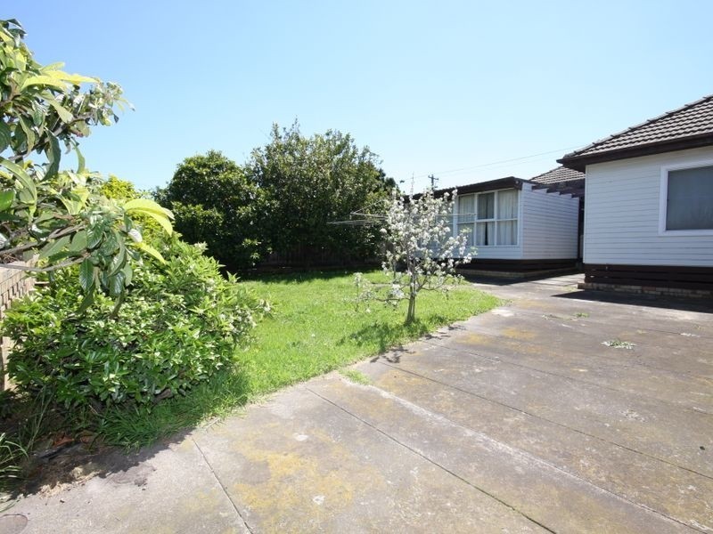 1244 Centre Road, Clayton South VIC 3169