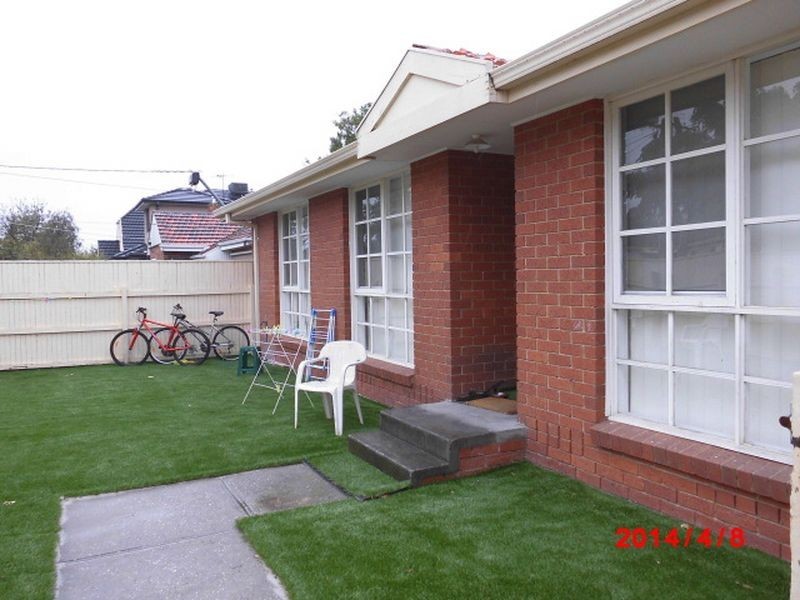 1/2 Jean Avenue, Clayton VIC 3168