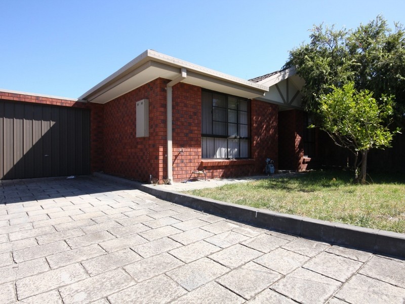 2/450 Haughton Road, Clayton VIC 3168