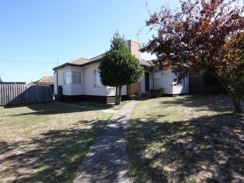 54 Edinburgh Street, Clayton VIC 3168