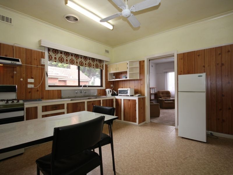 1315 Centre Road, Clayton VIC 3168