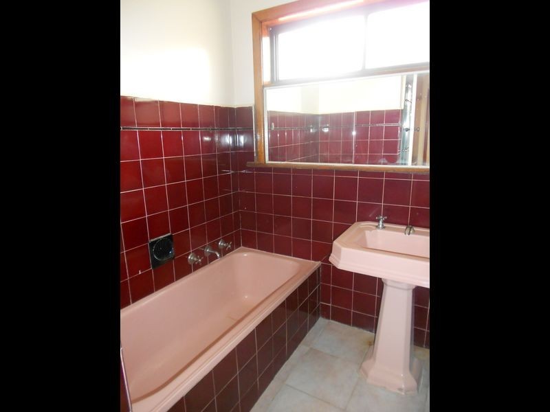 1/126 Kanooka Grove, Clayton VIC 3168