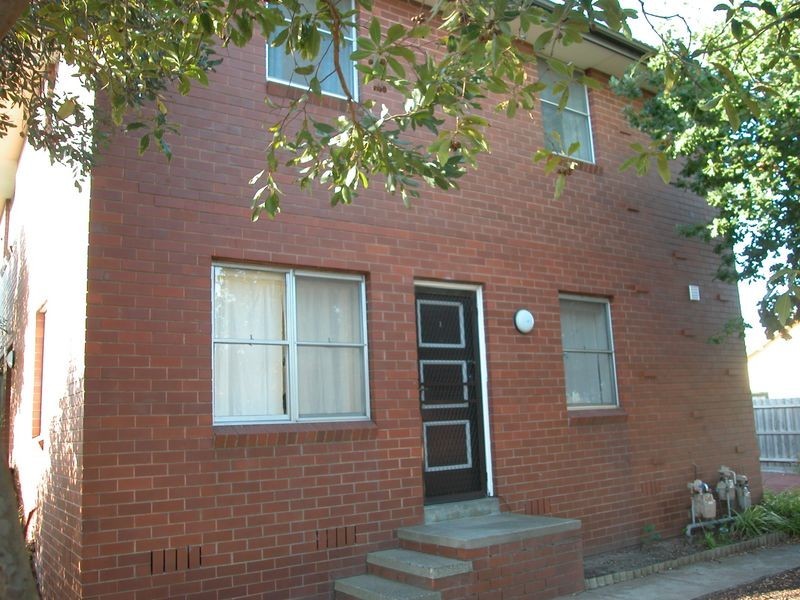 1/1 Iona Street, Clayton VIC 3168