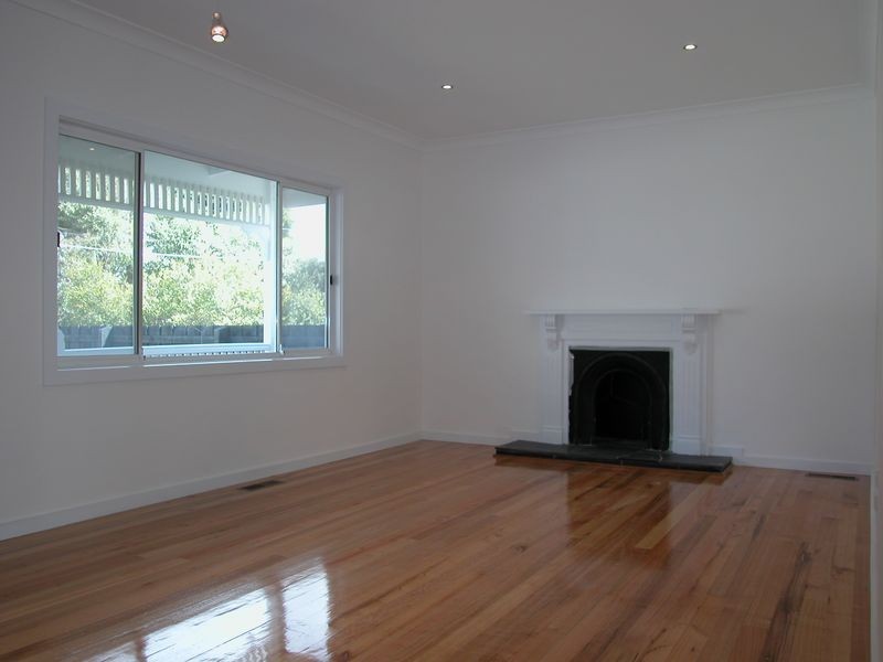 1/31 Rayhur Street, Clayton South VIC 3169