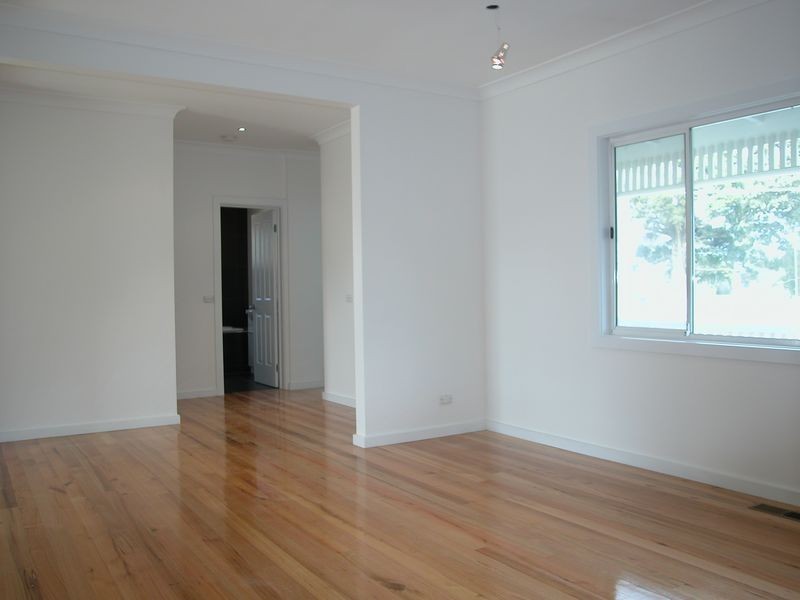 1/31 Rayhur Street, Clayton South VIC 3169