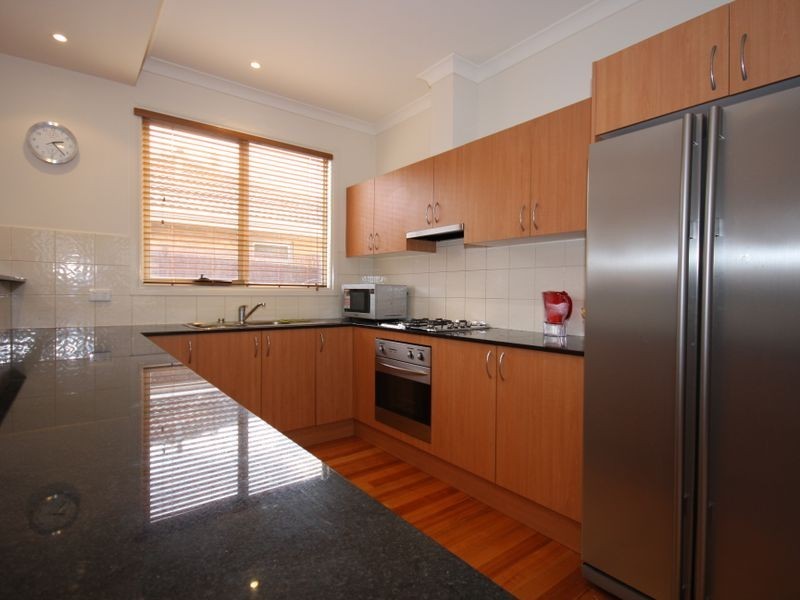 4/8-10 Hayden Road, Clayton South VIC 3169