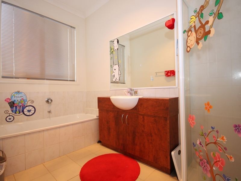 4/8-10 Hayden Road, Clayton South VIC 3169