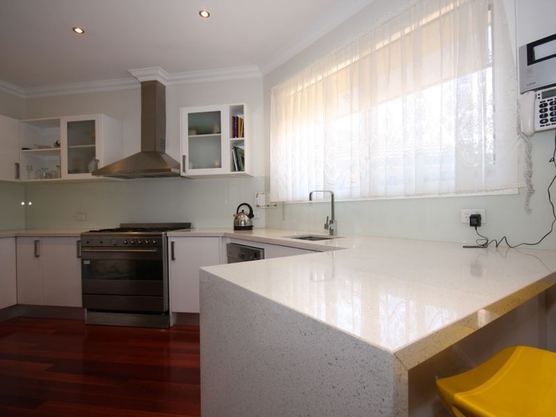 1/24 Elder Street, Clayton South VIC 3169