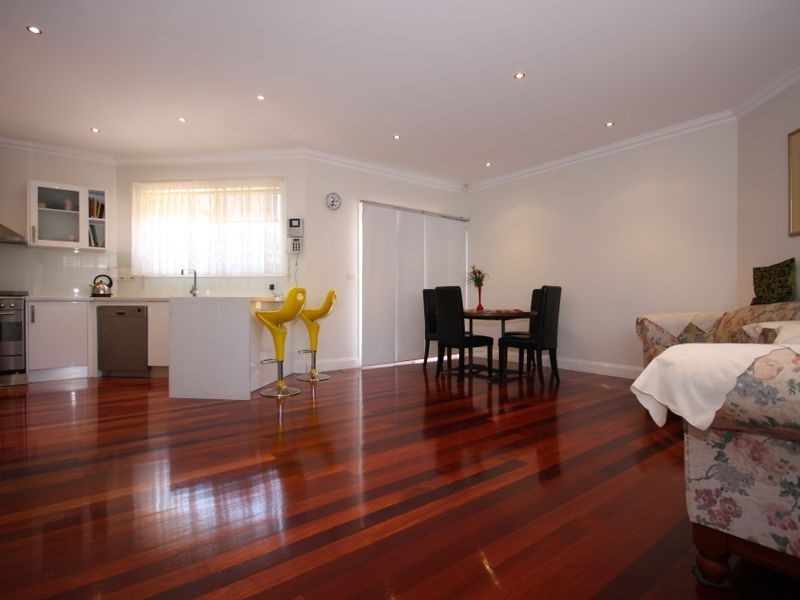 1/24 Elder Street, Clayton South VIC 3169