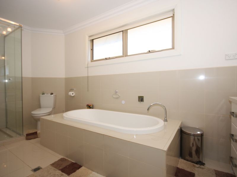 1/24 Elder Street, Clayton South VIC 3169