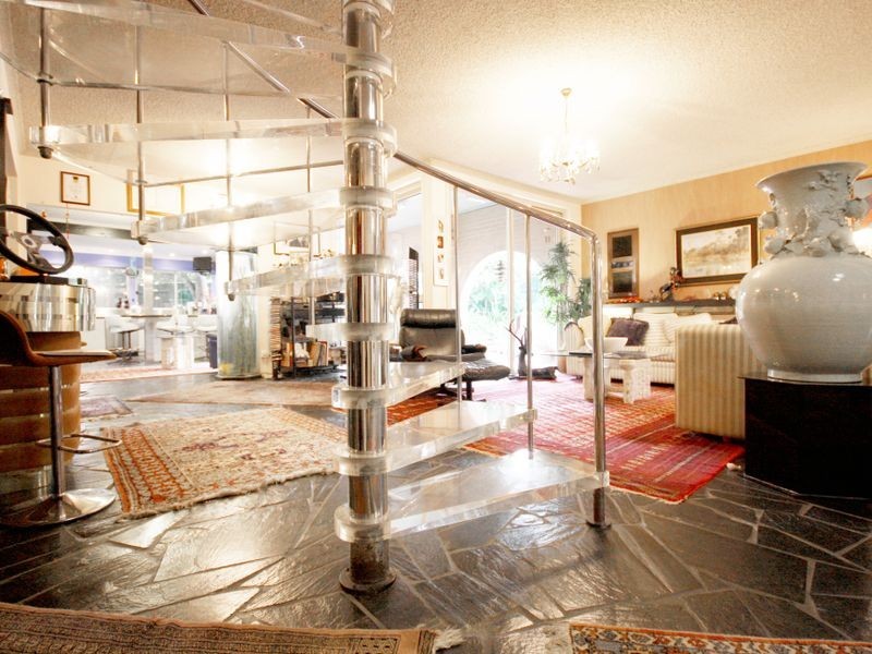 2 Trent Court, Notting Hill VIC 3168