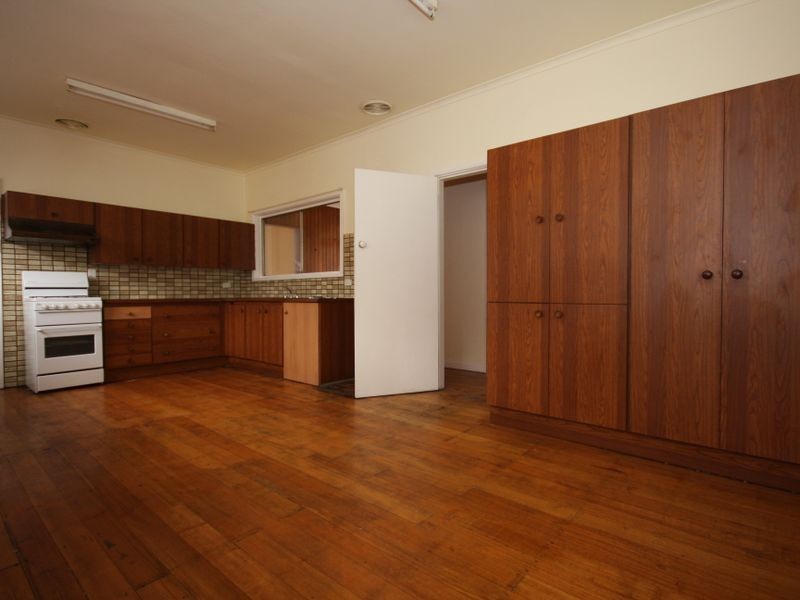 46 Koonawarra Street, Clayton VIC 3168