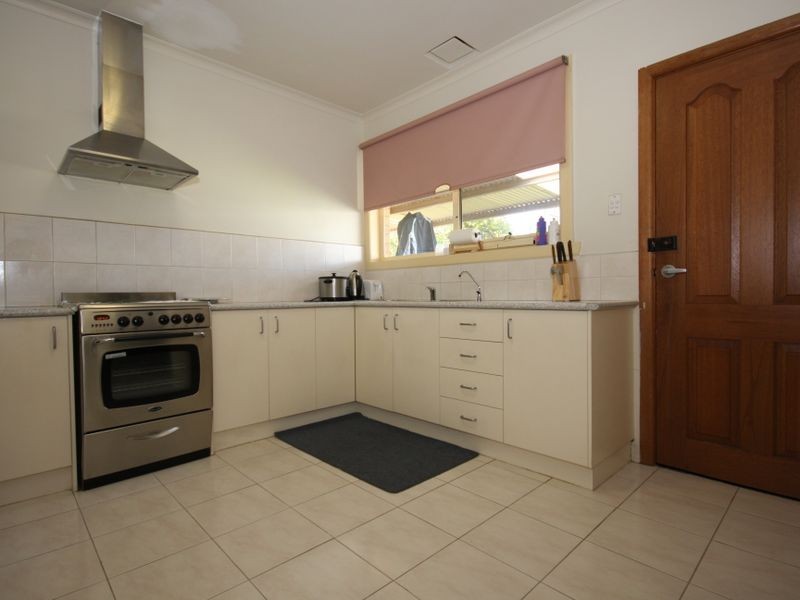 65 Main Road, Clayton South VIC 3169