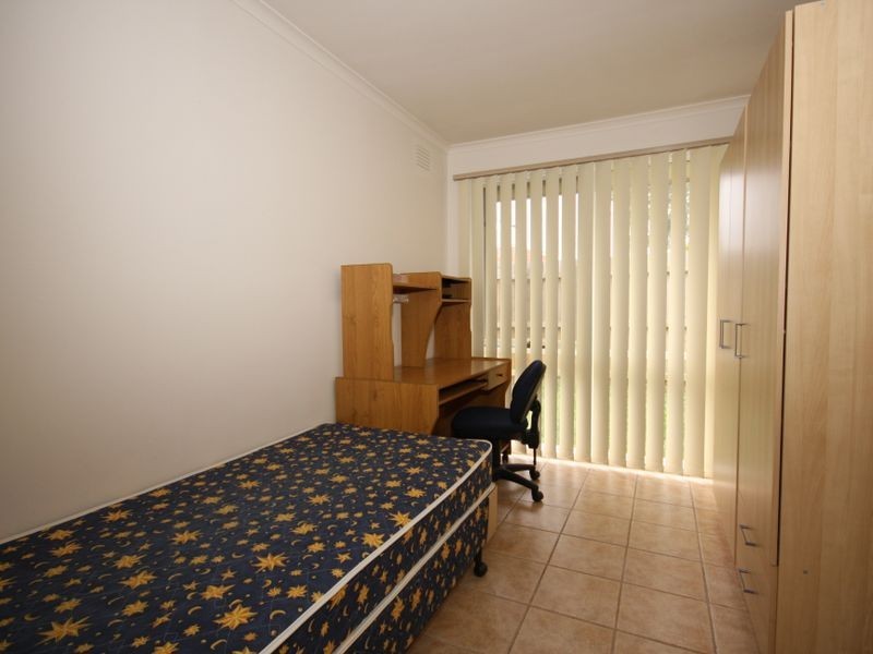 4/8 Dennis Street, Clayton VIC 3168