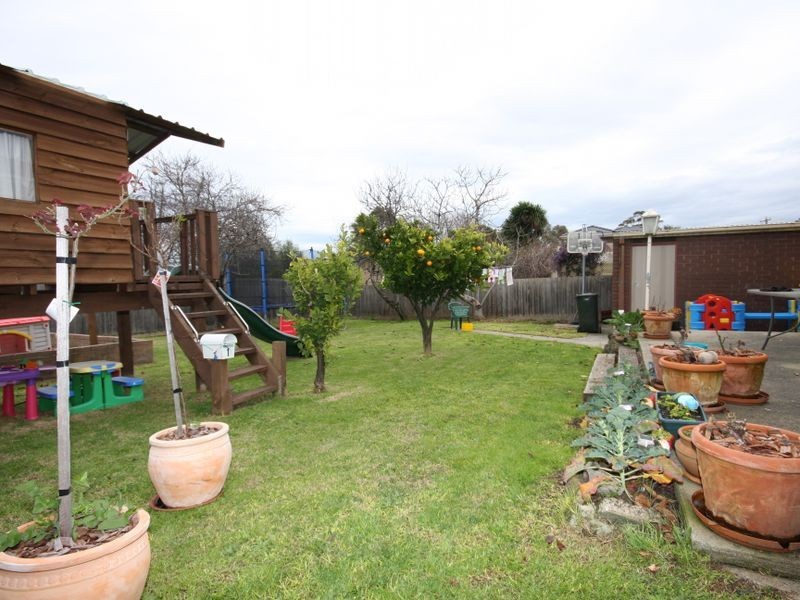 34 Kambara Drive, Mulgrave VIC 3170