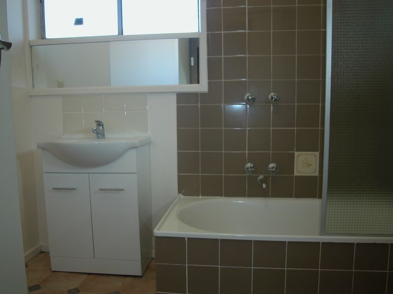 4/10-12 Florence Avenue, Clayton VIC 3168