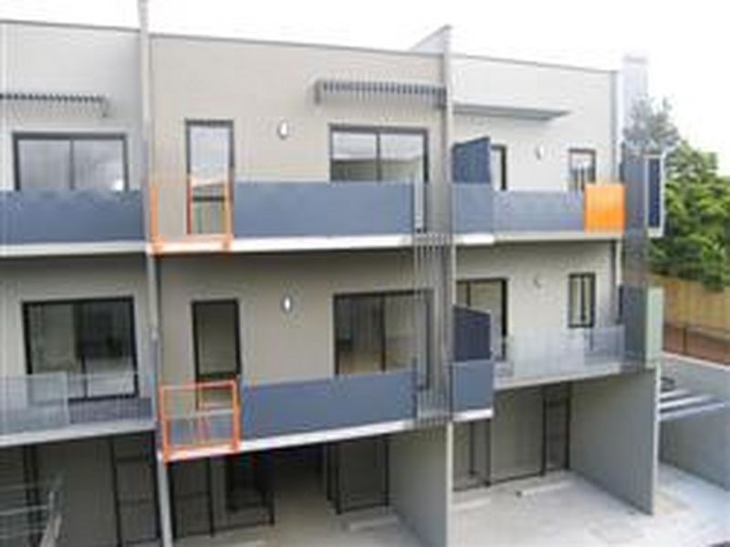 31/1 Eucalyptus Mews, Notting Hill VIC 3168