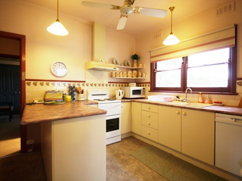 842 Blackburn Road, Clayton VIC 3168