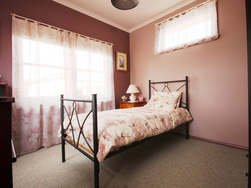 842 Blackburn Road, Clayton VIC 3168