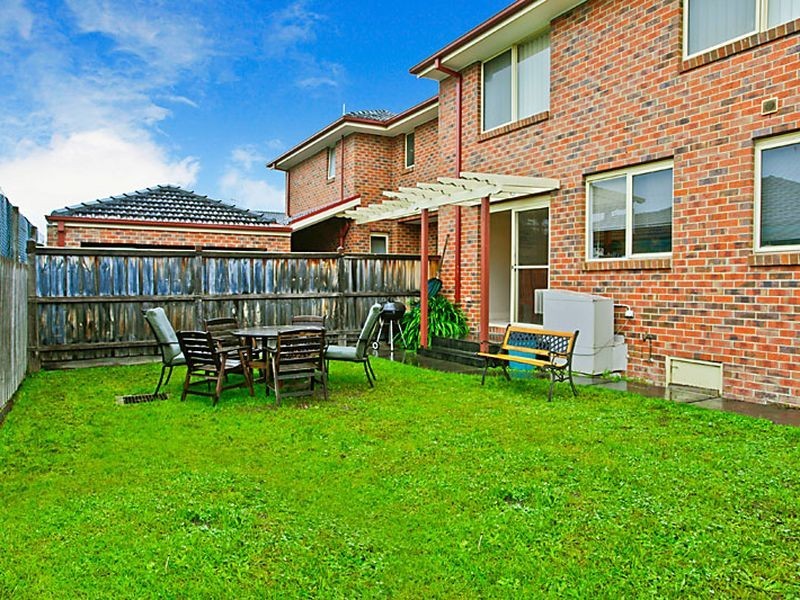 4/21-23 Robinson Street, Clayton VIC 3168