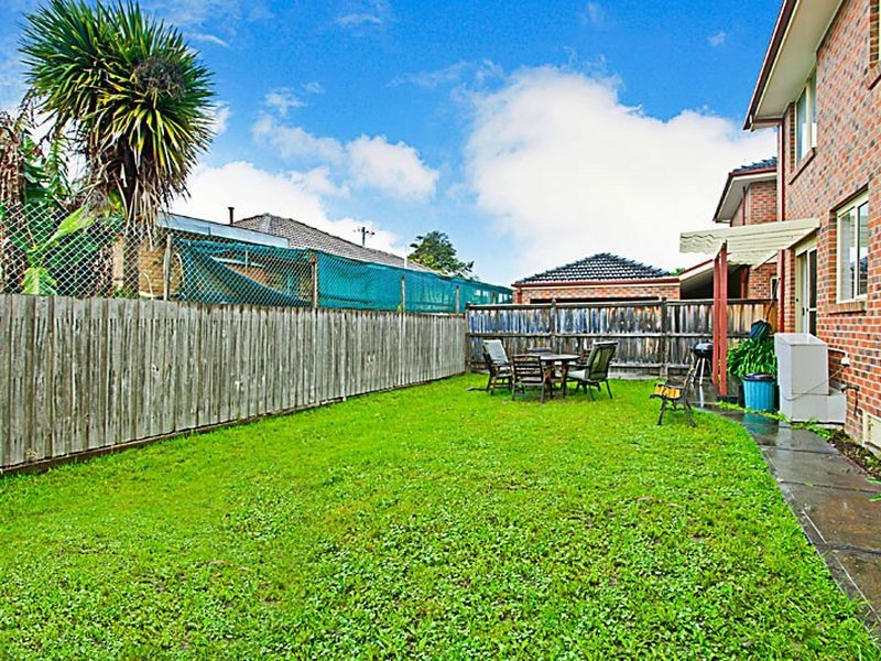 4/21-23 Robinson Street, Clayton VIC 3168