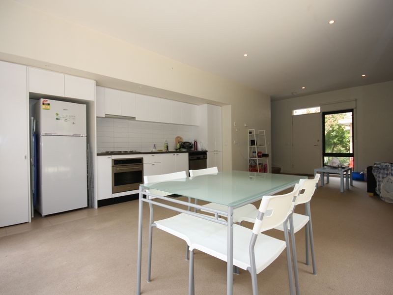 5 Shady Mews, Clayton VIC 3168