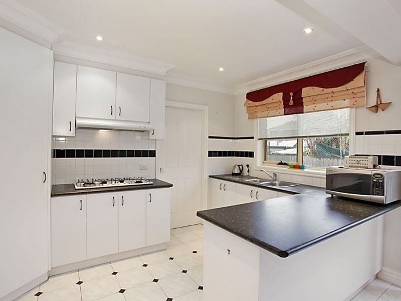 4/21-23 Robinson Street, Clayton VIC 3168