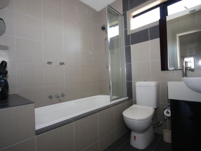 31/1324-1328 Centre Road, Clayton South VIC 3169