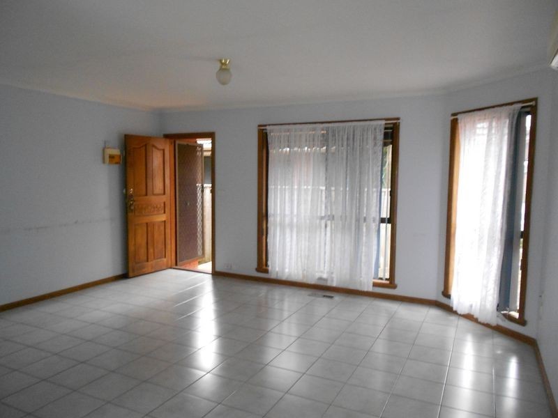 2/38 Schneider Crescent, Clarinda VIC 3169